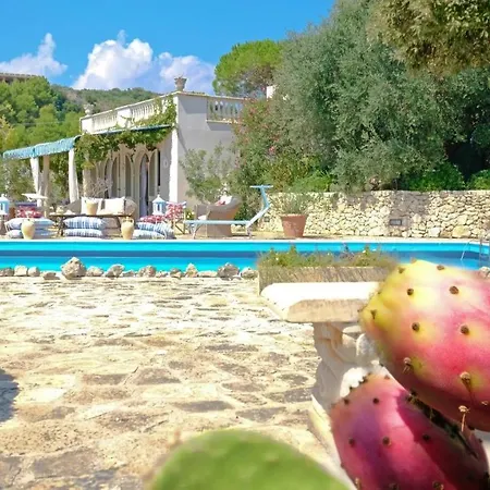 Villa Del Rio Corsano (Apulia)